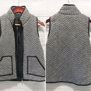 Final drop! Herringbone Vest | Size M |